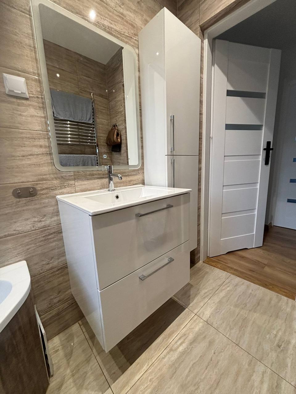 photo_2025-10-08_09-34-40