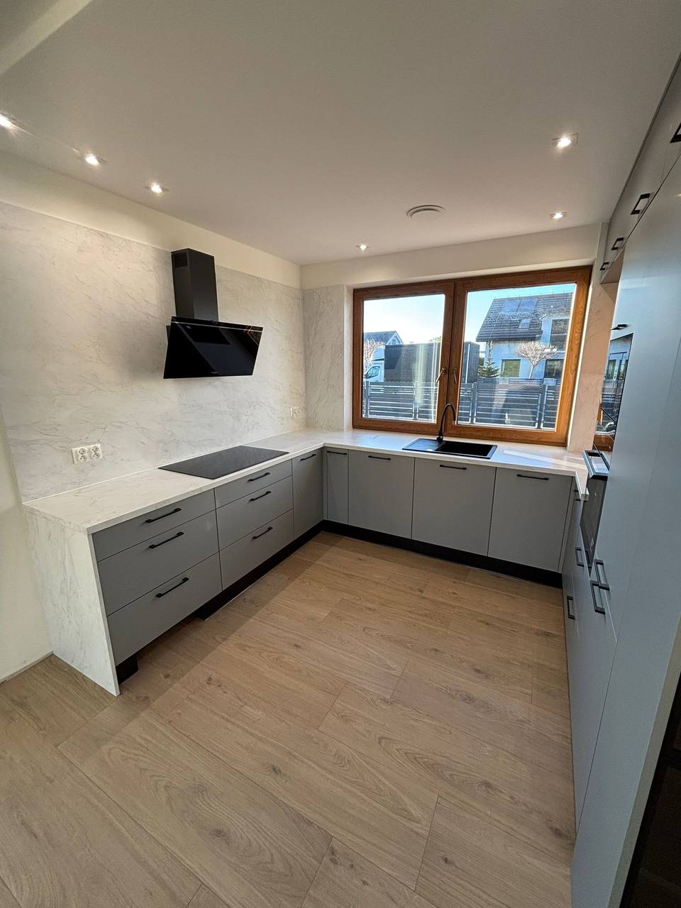 photo_2025-10-08_09-34-45